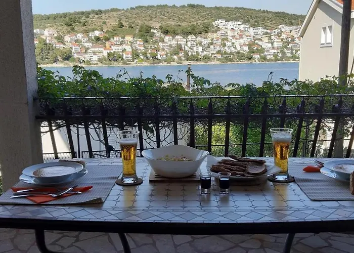 Mladen Apartment