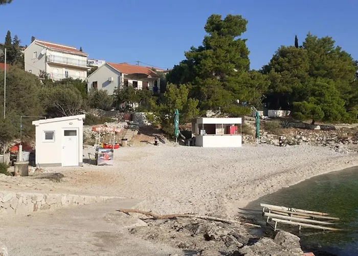 Mladen * Trogir