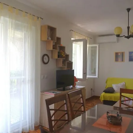 Mladen Apartament *