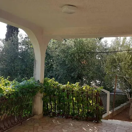 Apartament Mladen *