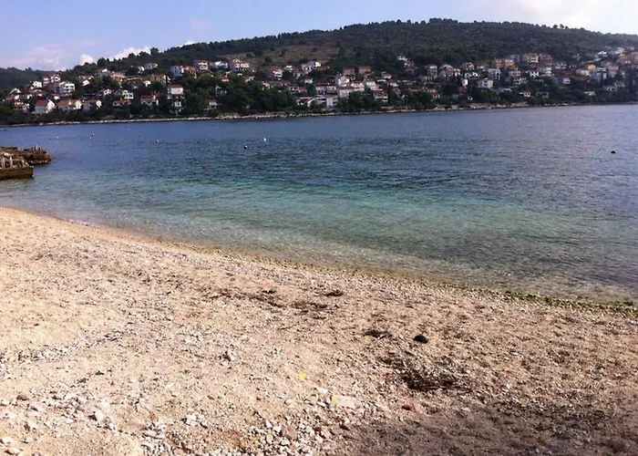 Mladen Apartamento Trogir